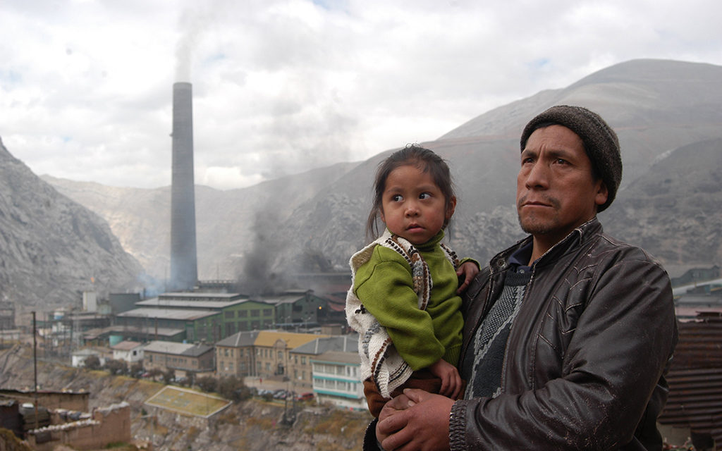 Contaminación minera en Perú: informe médico reveló presencia de metales pesados en menores