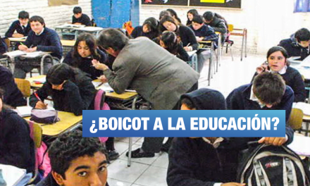 Ministro Alfaro cuestiona aprobación de proyecto para reponer a 14 mil docentes sin título