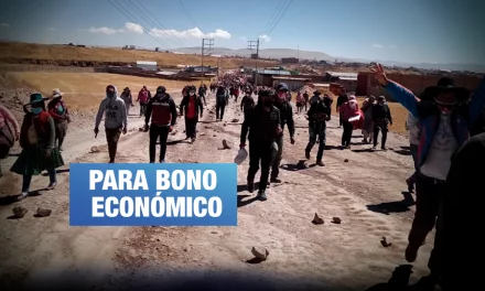 Espinar: Comunidades en huelga indefinida piden usar fondos del convenio con minera Glencore